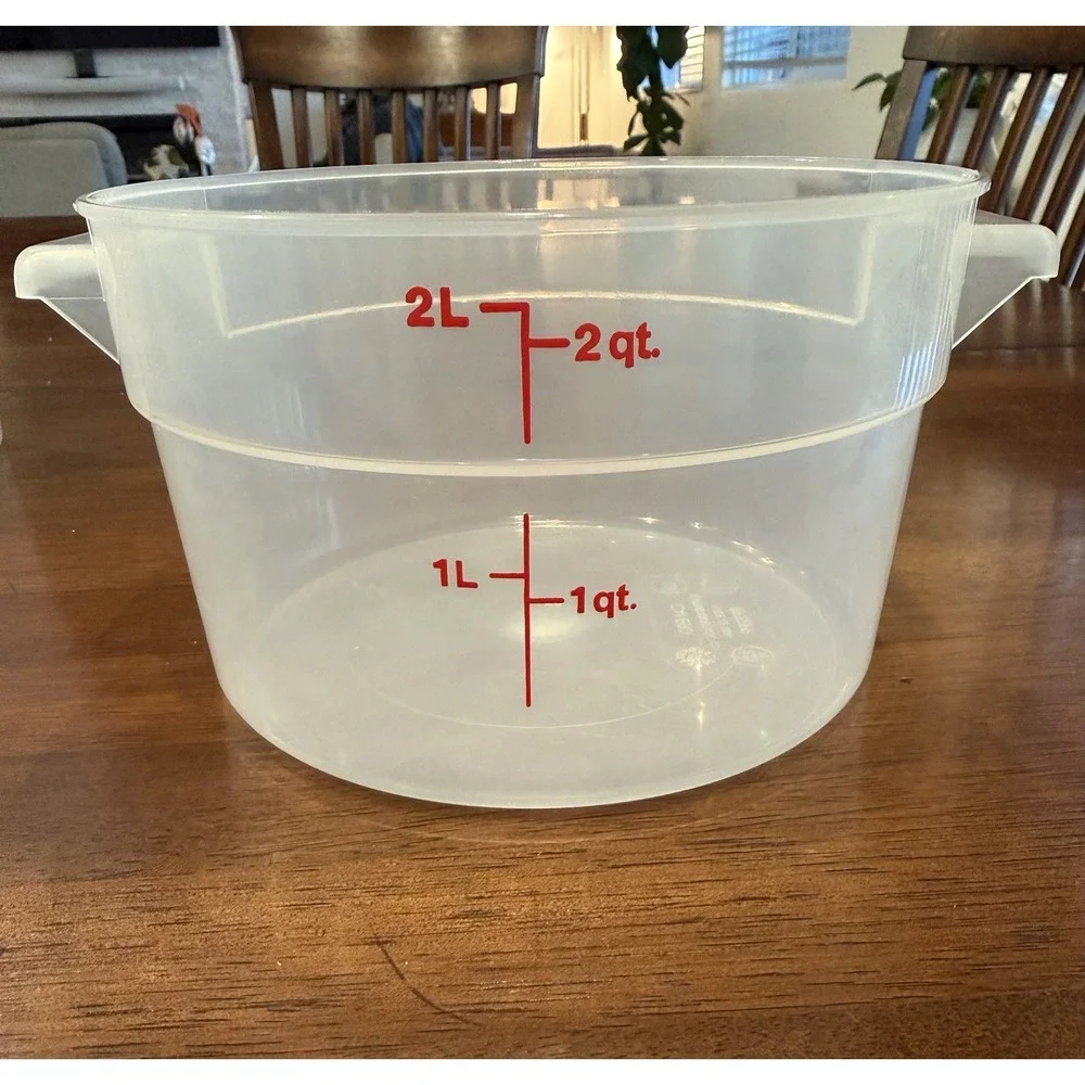 Cambro Food Storage Containers Clear Round Plastic 1, 2 & 4 Qt Lot of 18